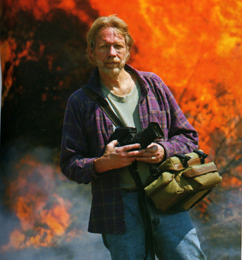 Artist Larry Schwarm